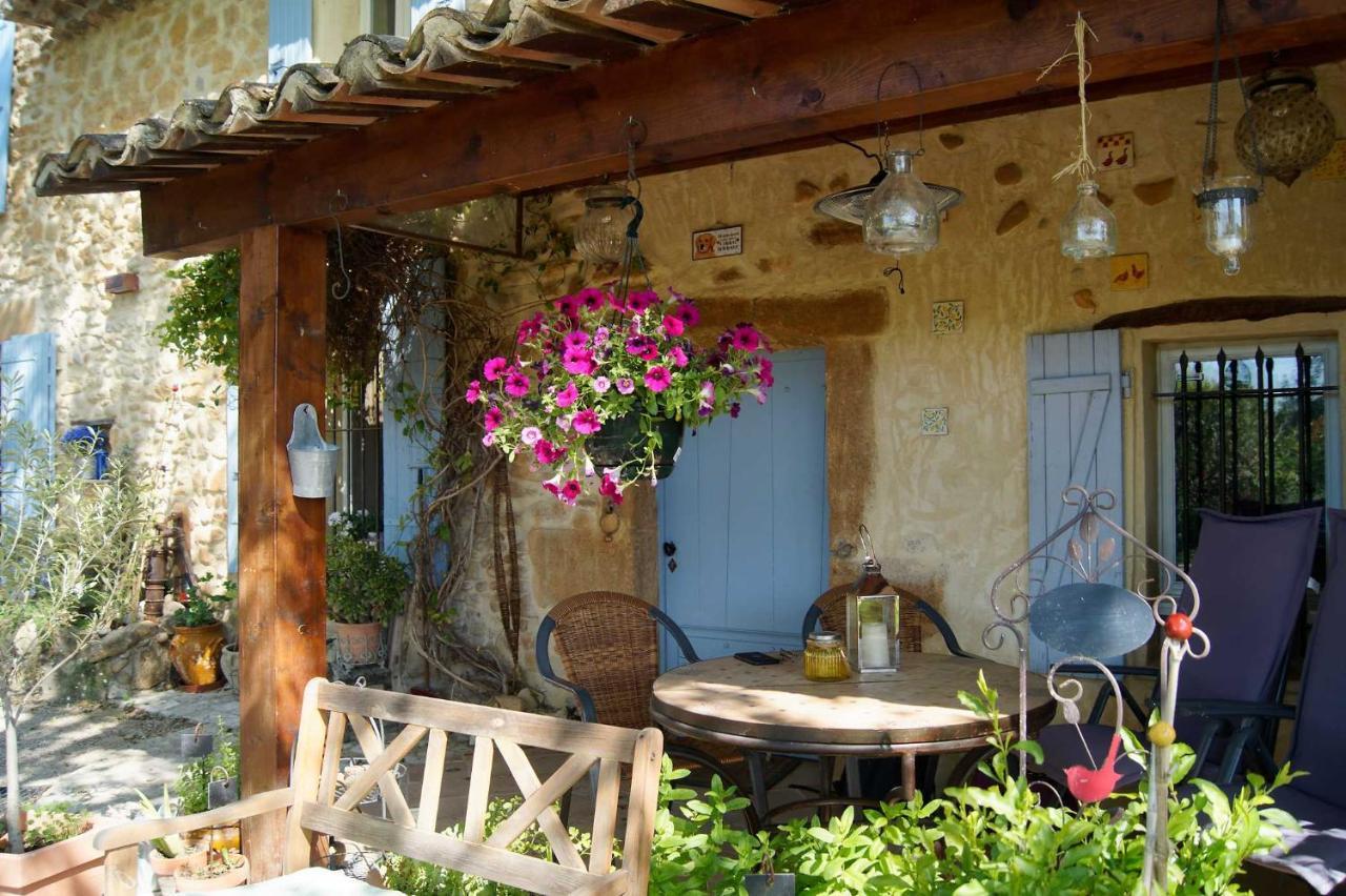 Mas Du Clos De L'Escarrat Jonquieres  Exterior foto